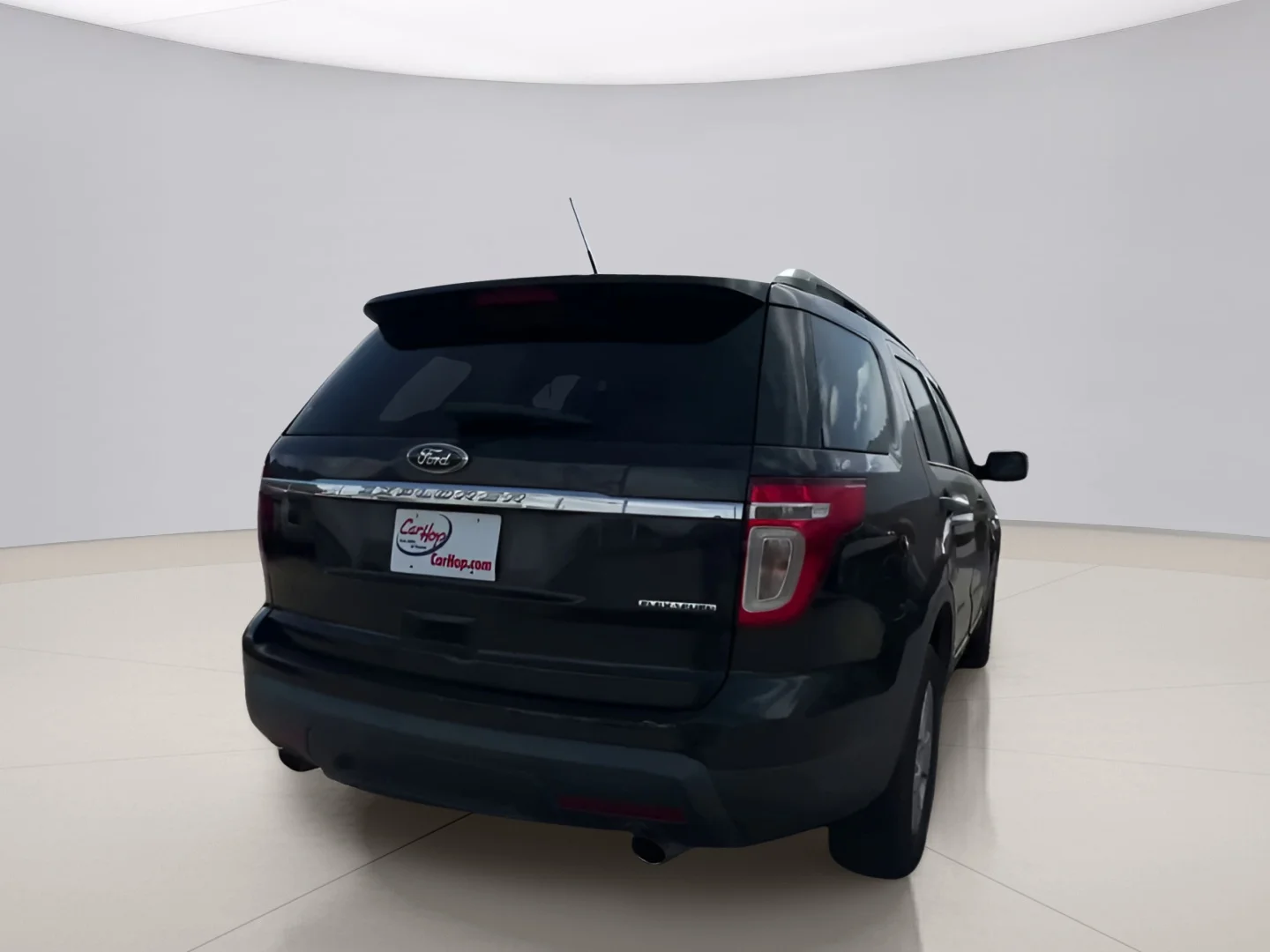 Used 2013 Black Ford BASE FWD image 3
