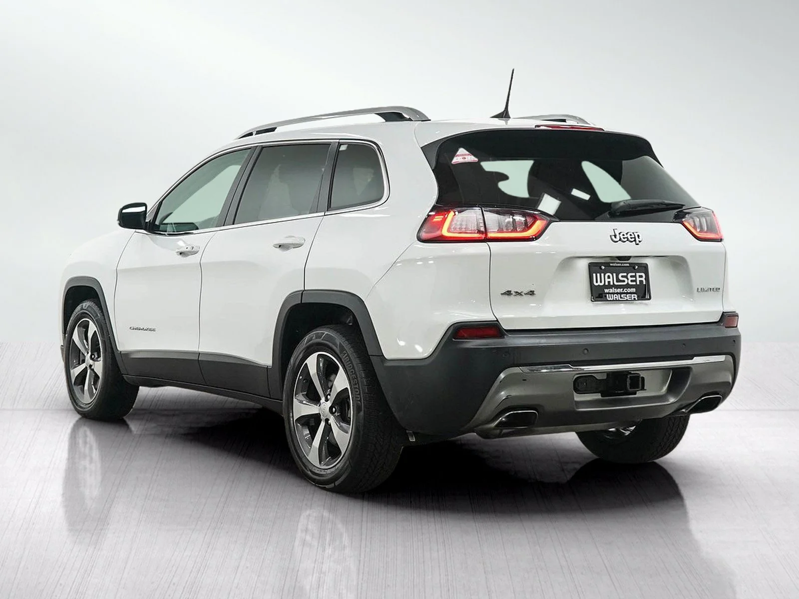 Used 2019 Bright White Clearcoat Jeep Limited image 3