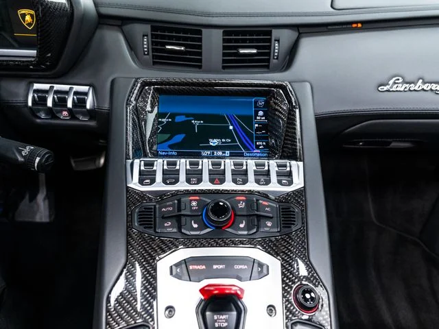 Used 2014  Lamborghini  image 34
