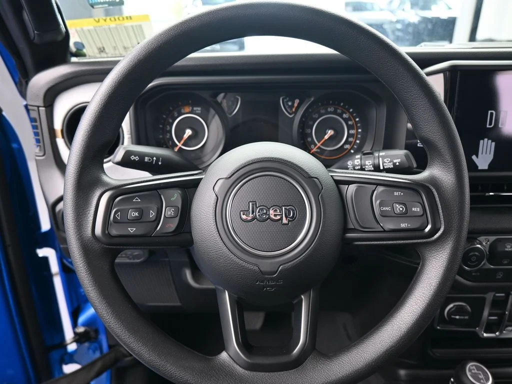 New 2026 Hydro Blue Pearl-Coat Exterior Paint Jeep Sport image 15