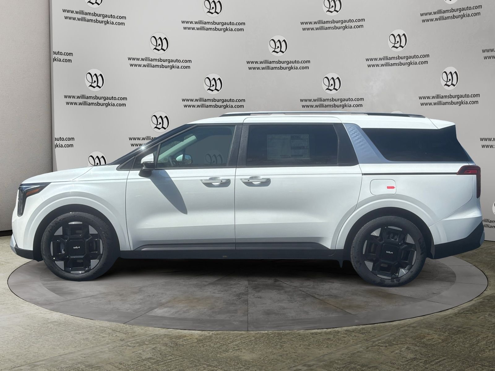 New 2026 Snow White Pearl Kia EX image 2