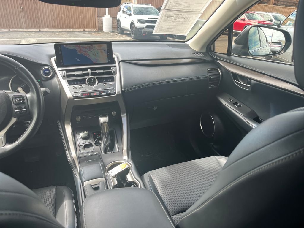 Used 2019 Black Lexus 300h image 37