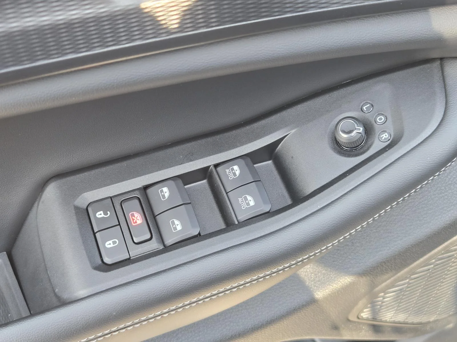 2025 Jeep Grand Cherokee Laredo - Photo 21