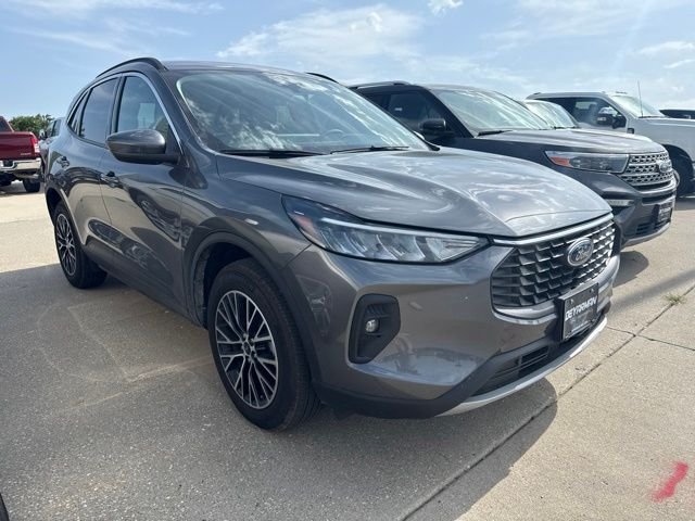 2024 Ford Escape Plug-In Hybrid Base