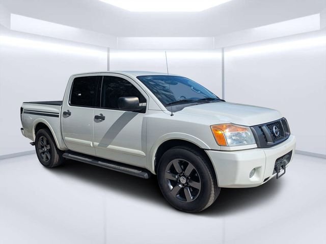 2012 Nissan Titan SV