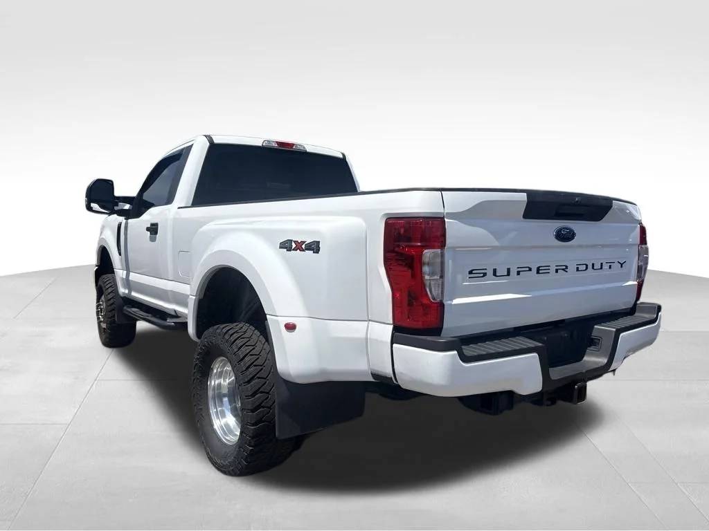 Used 2020 White Ford XL image 14