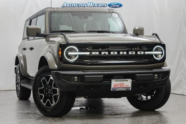 2026 Ford Bronco Outer Banks®