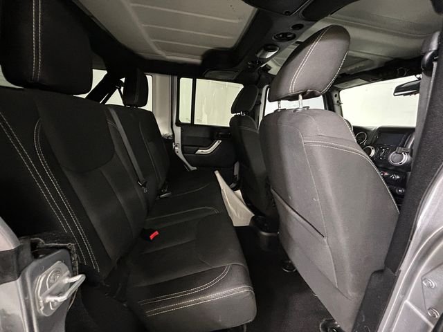 Used 2016 Silver Jeep Unlimited Sahara image 17