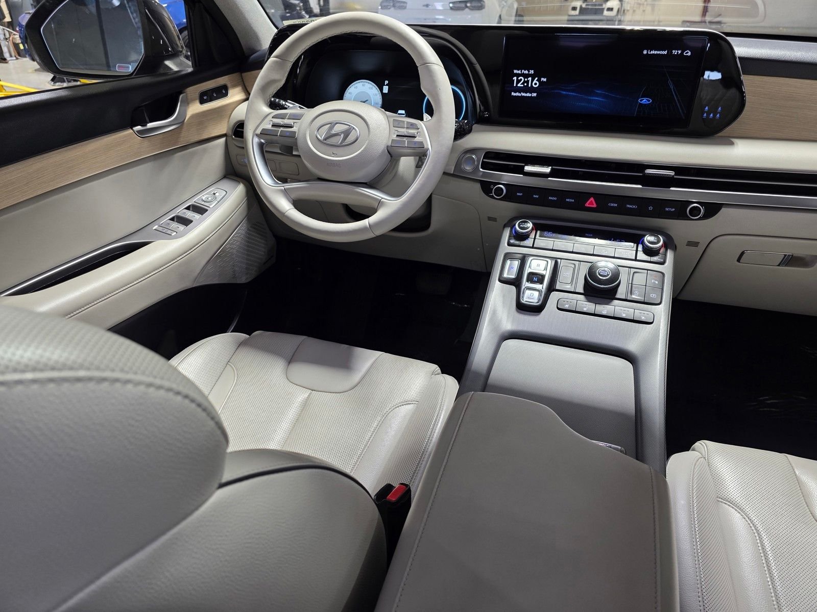 Certified Used 2023 Moonlight Cloud Hyundai Limited image 20