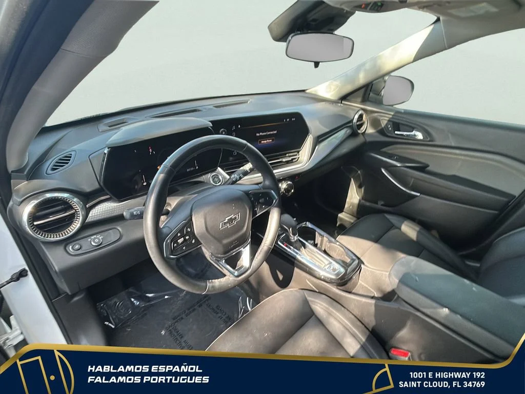 Used 2024 Summit White Chevrolet ACTIV image 14