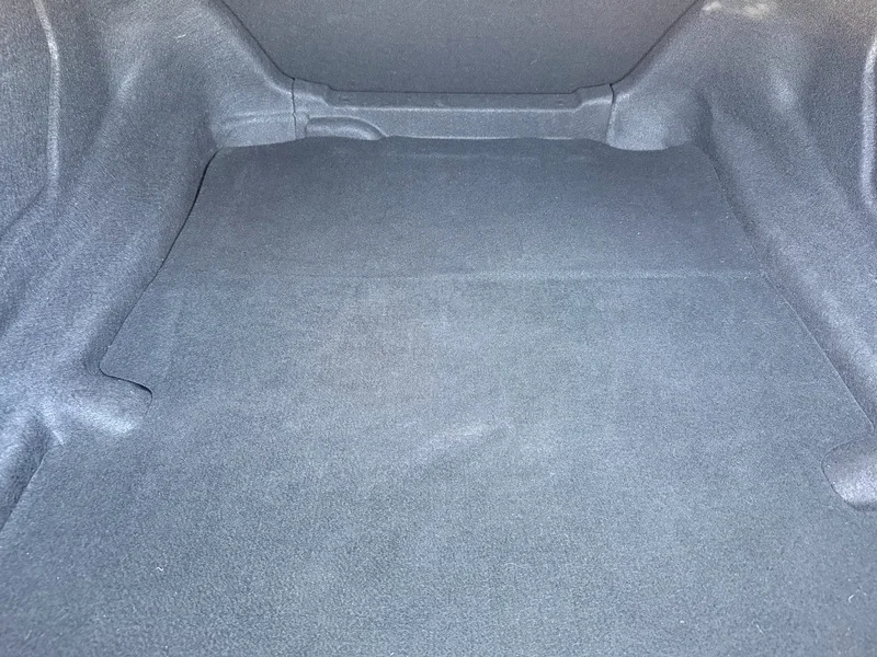 Used 2022 Shadow Gray Metallic Chevrolet LT1 image 18