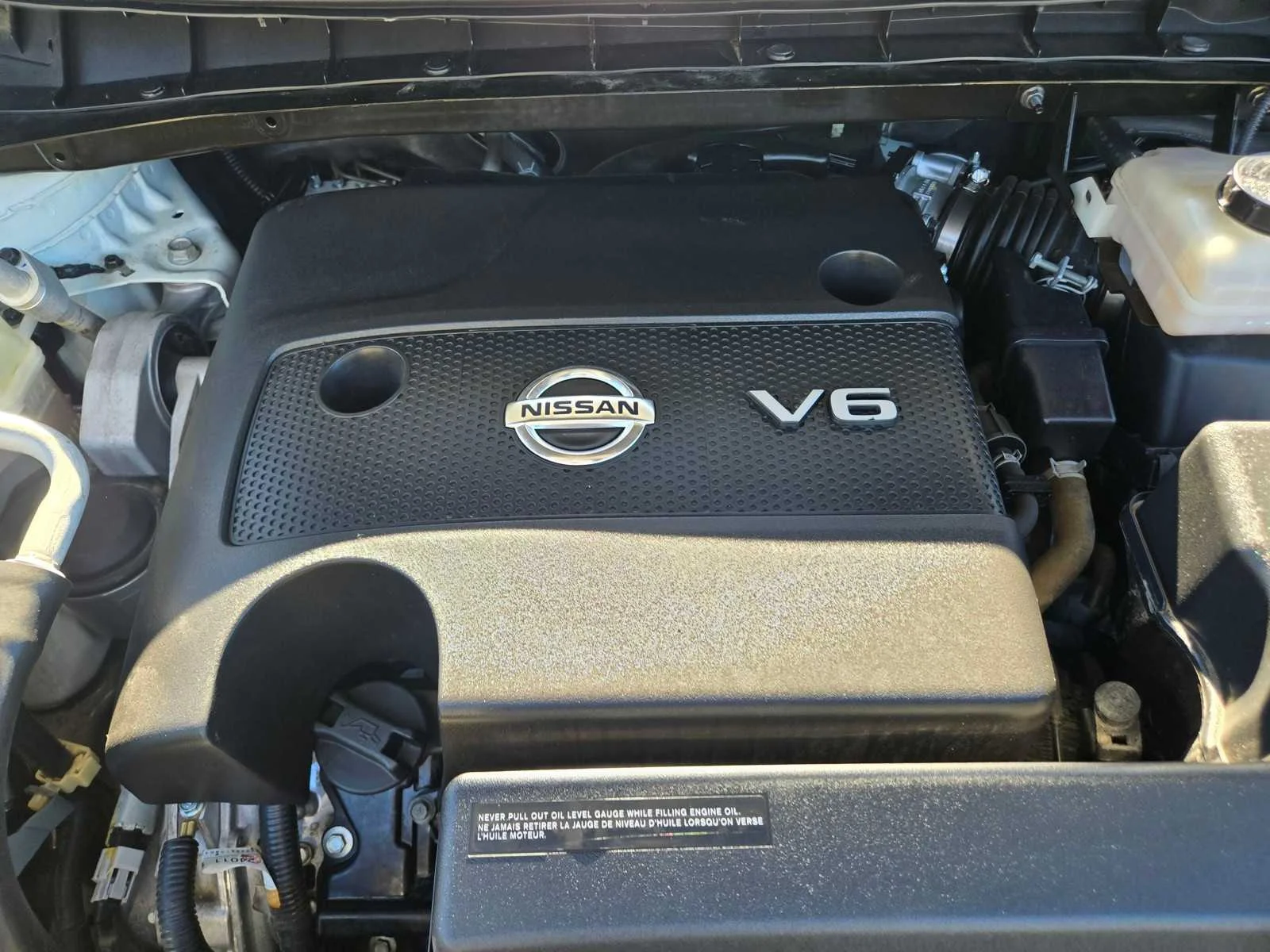 Used 2019  Nissan SL image 30