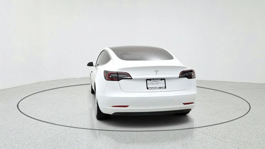 Used 2018 Pearl White Multi-Coat Tesla Long Range Battery AWD image 6