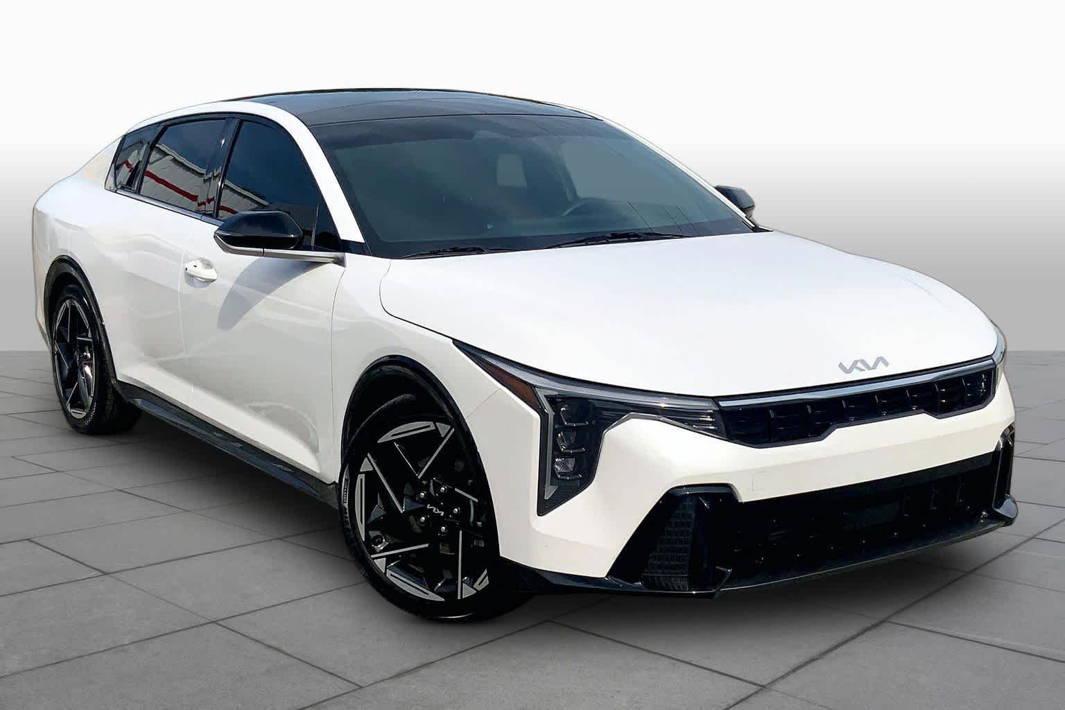 Certified Pre-Owned 2026 Kia K4 GT-Line