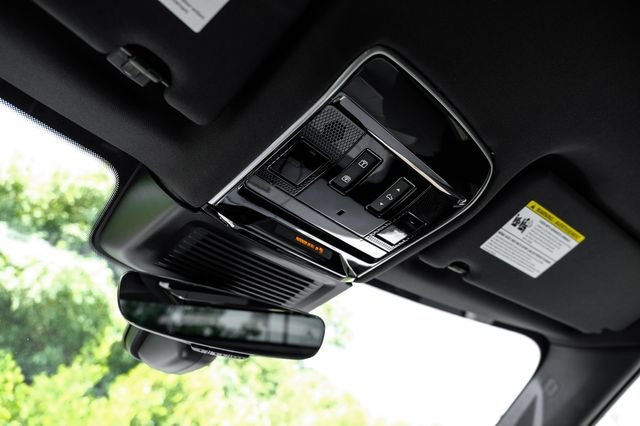 New 2026 White Land Rover Dynamic SE image 35