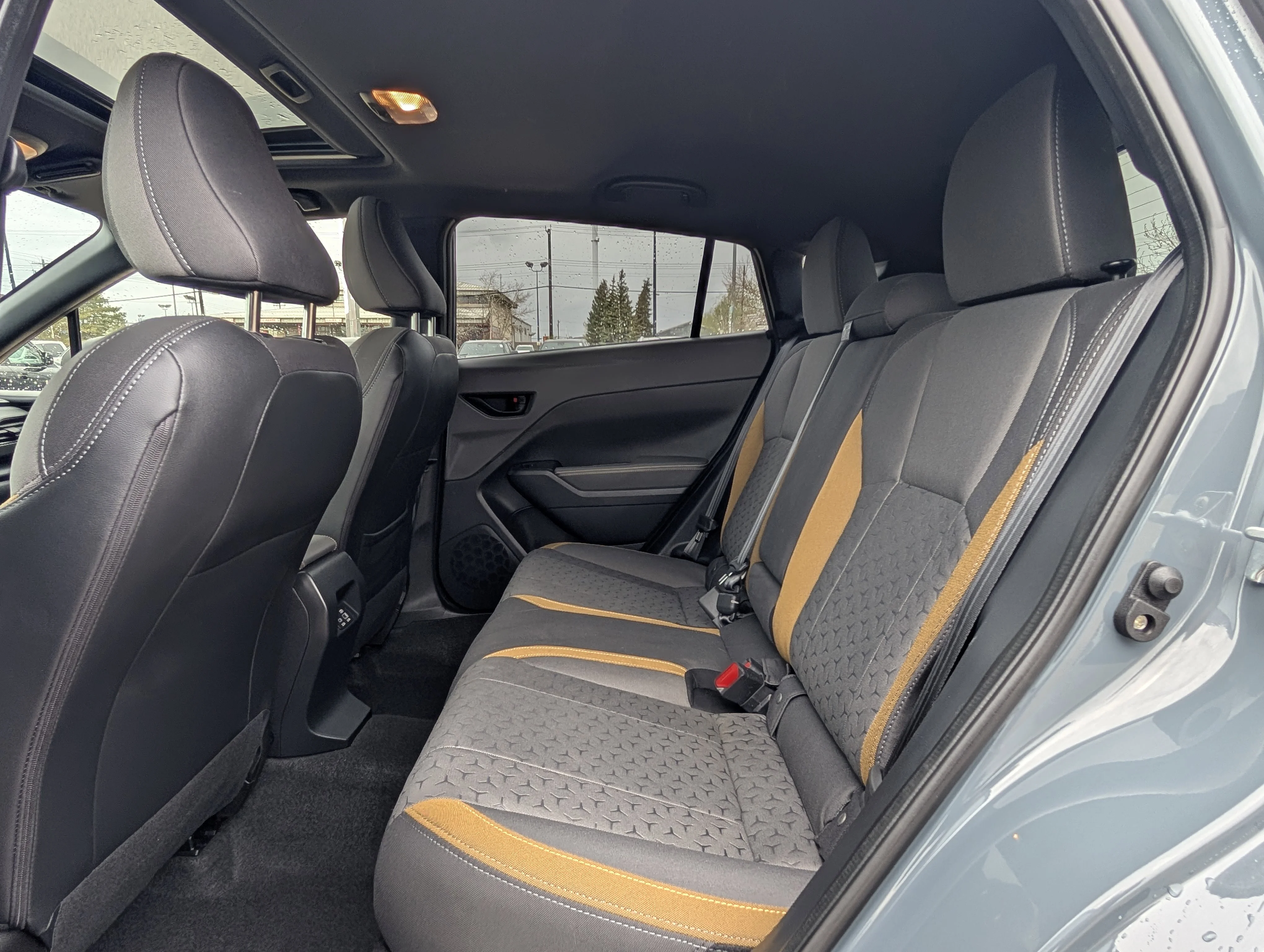 Used 2024 Blue Subaru Onyx image 19