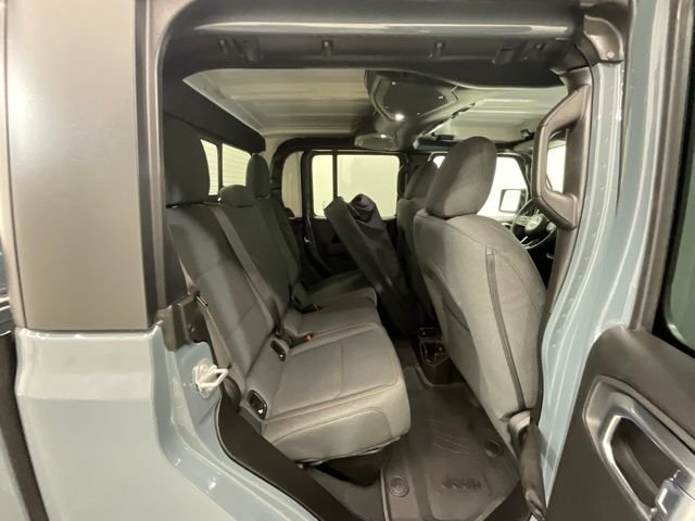 2026 Jeep Gladiator Willys - Photo 25