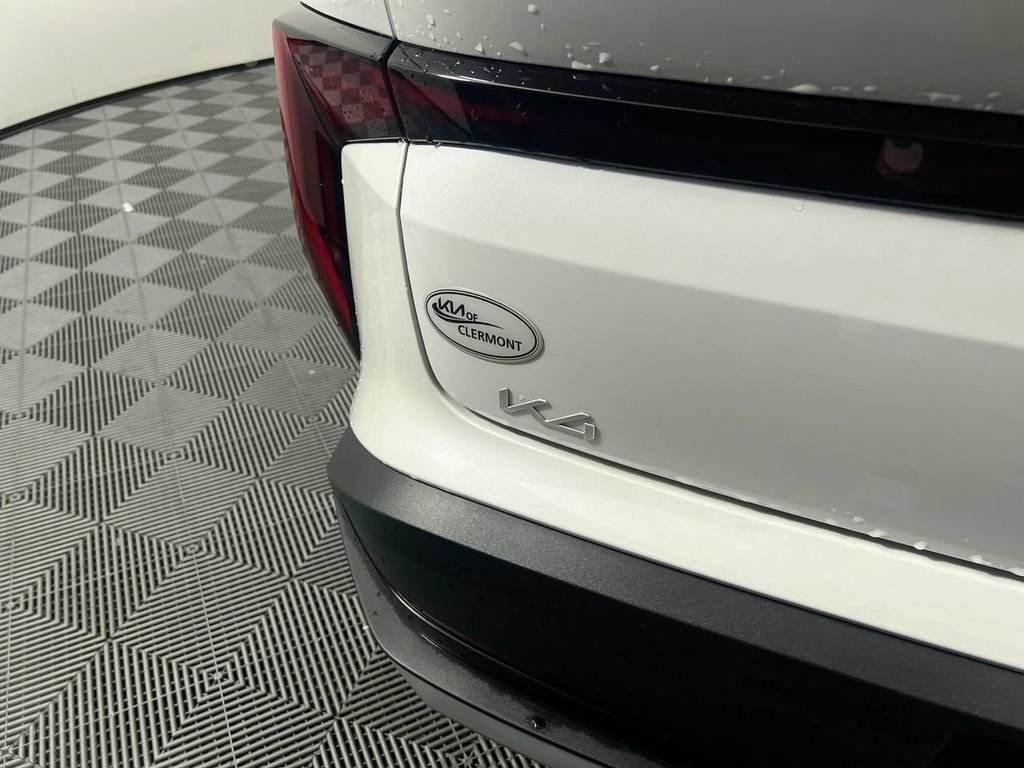 New 2026 Snow White Pearl Kia EX image 5