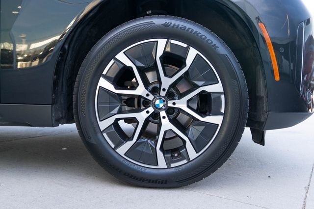 Certified Used 2026 Black Sapphire Metallic BMW 30 xDrive image 11