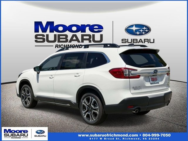 New 2026 CRYSTAL WHITE PEARL Subaru Limited 7-Passenger image 4