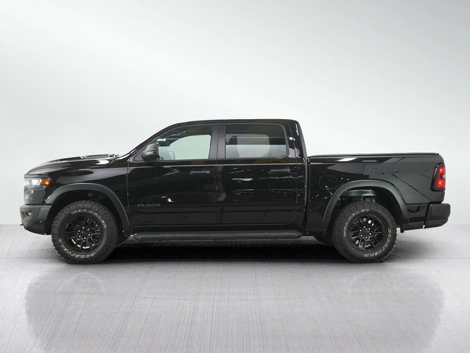 Used 2025 RAM Ram 1500 Rebel with VIN 1C6SRFLP0SN567218 for sale in Burnsville, Minnesota