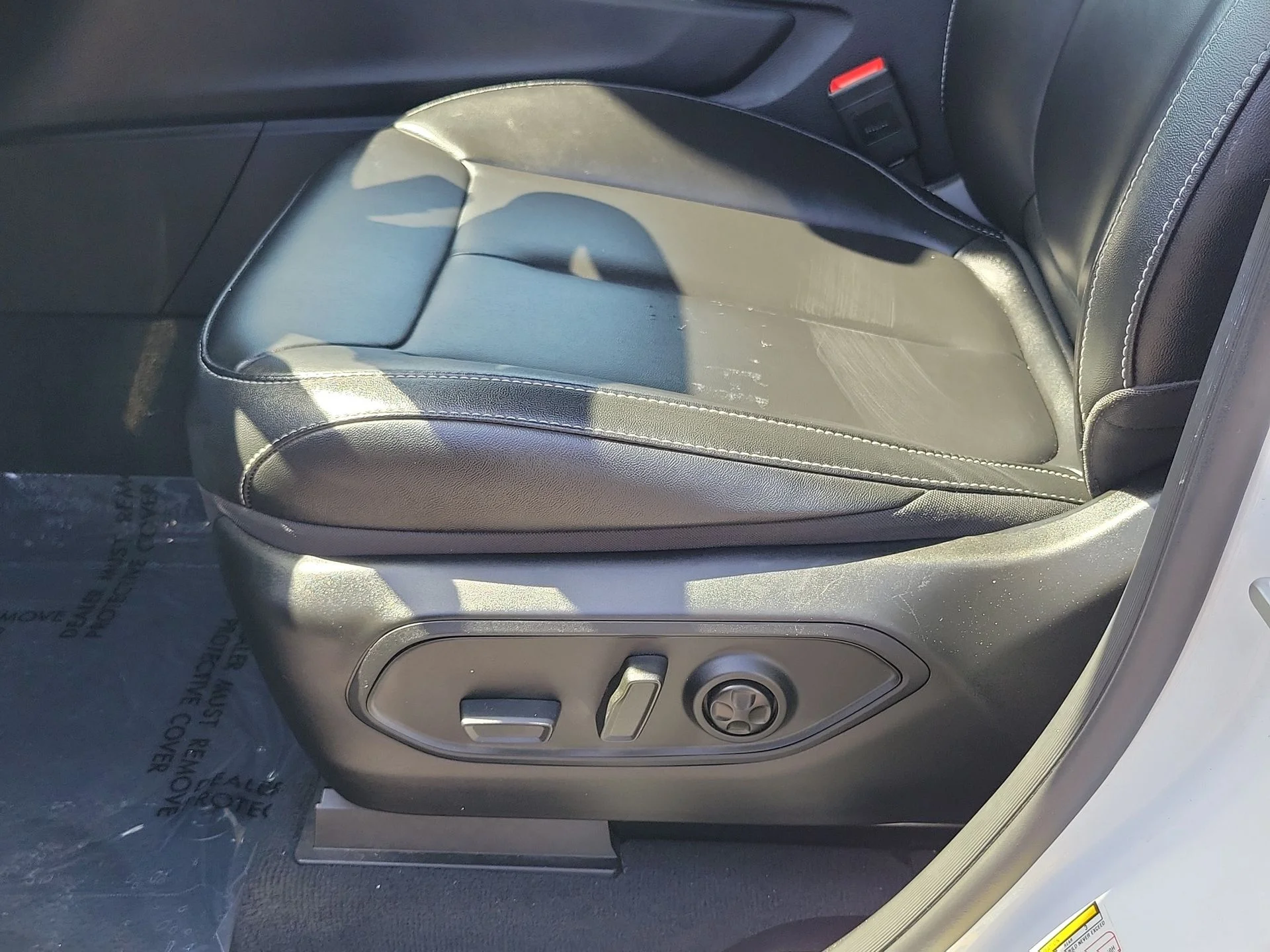 Used 2024 White Jeep 4xe image 16