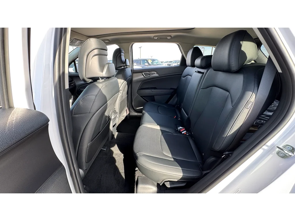 New 2026 Whi Kia EX image 24