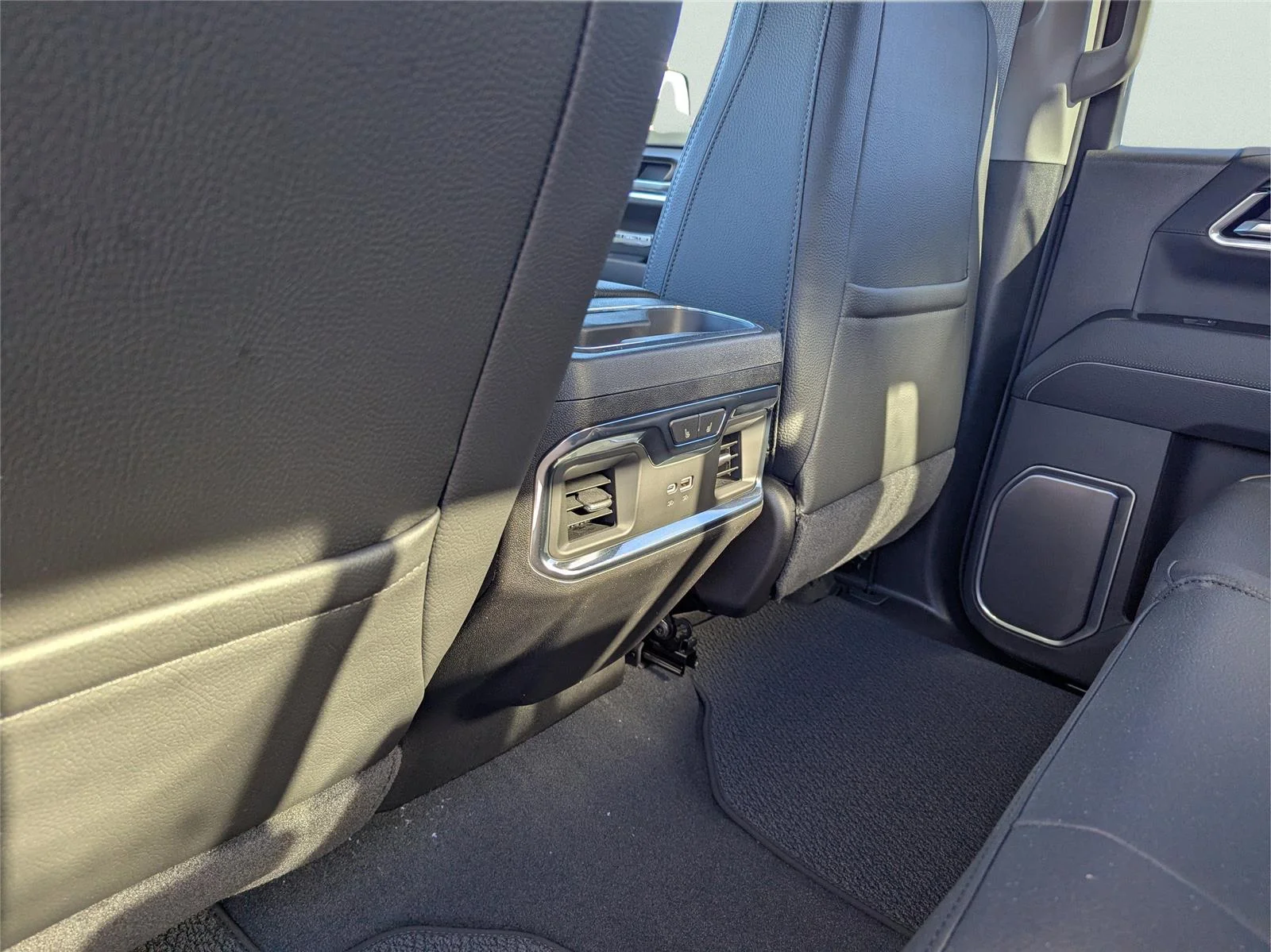 New 2026 Sterling Metallic GMC Denali image 15