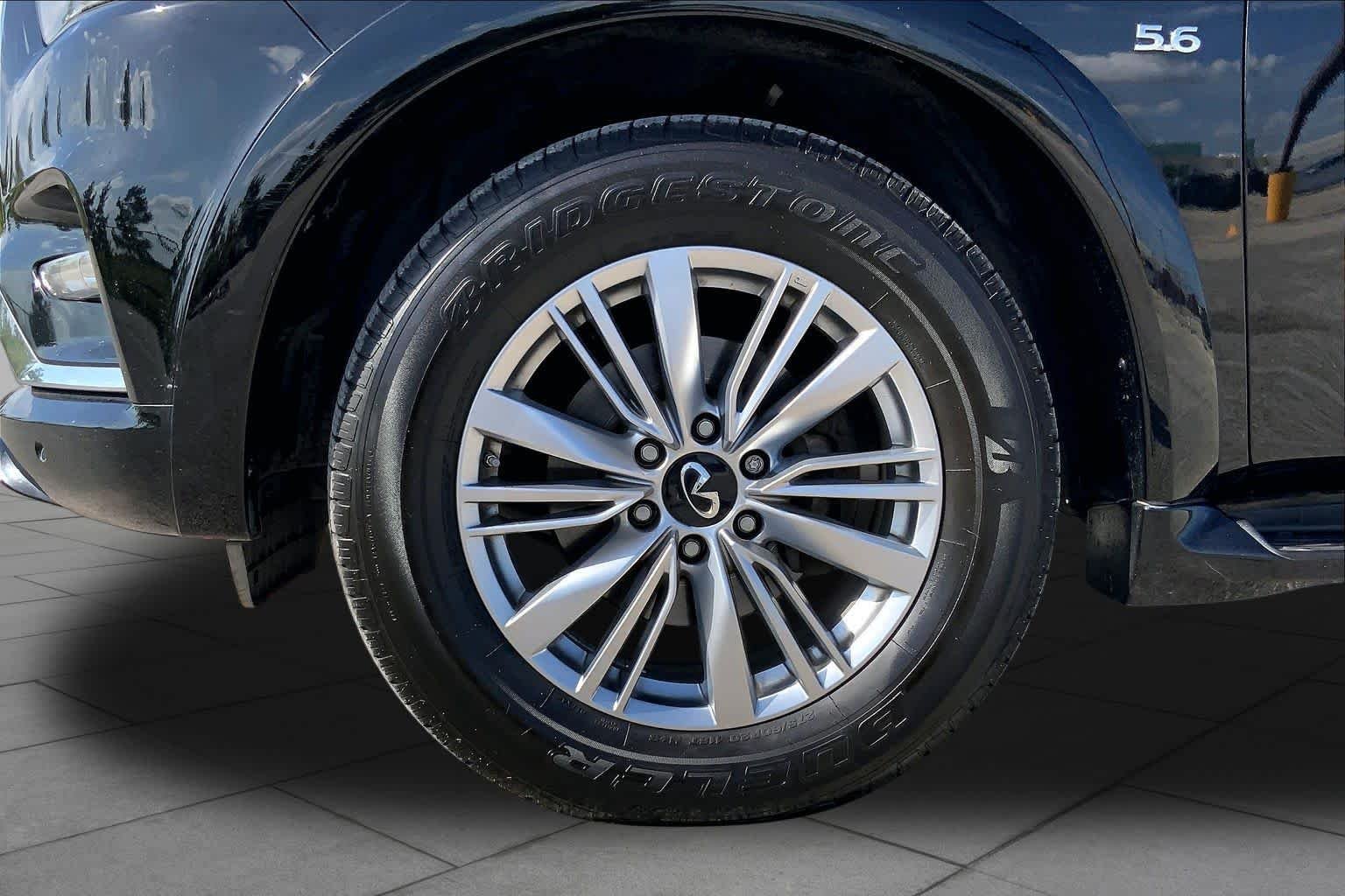 Used 2019 Black Obsidian INFINITI LUXE image 11