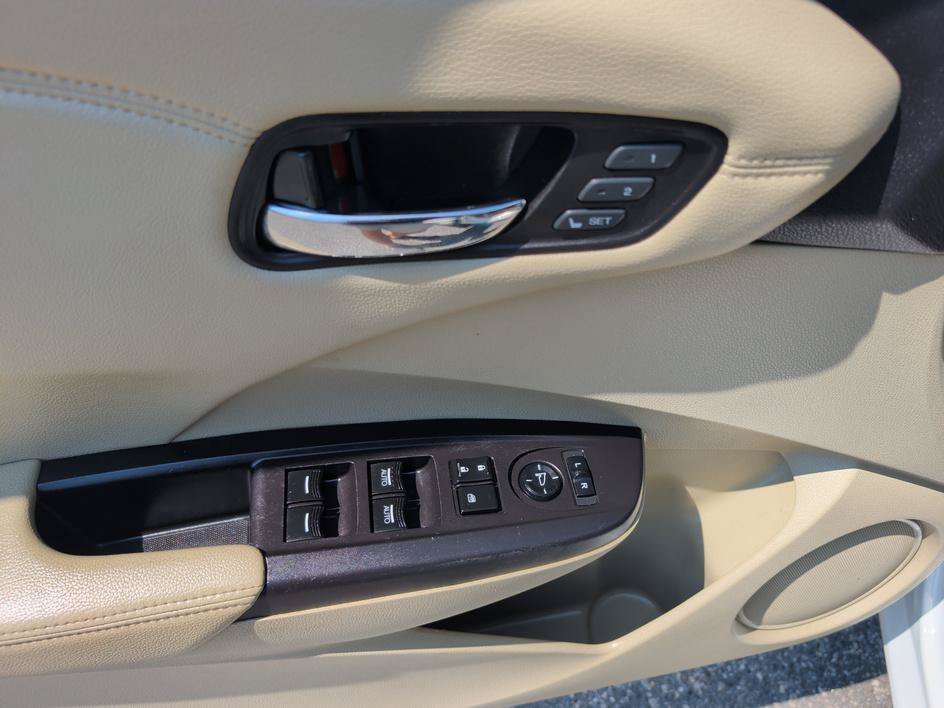 Used 2015 White Acura Tech Pkg image 17