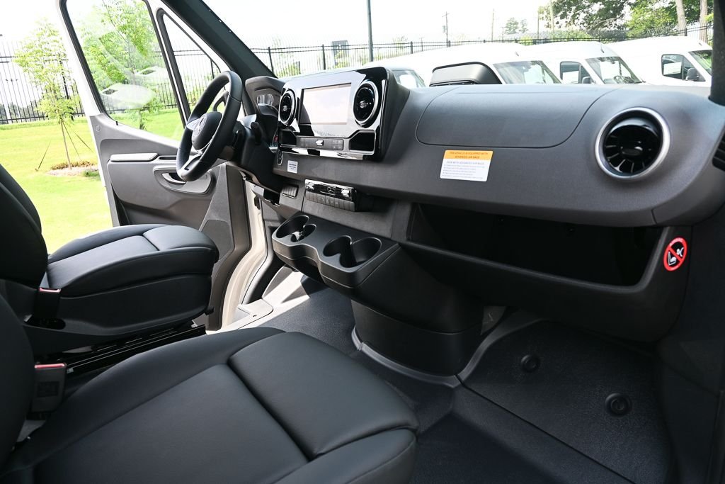 2025 Mercedes-Benz Sprinter Cargo Van Base - Photo 28