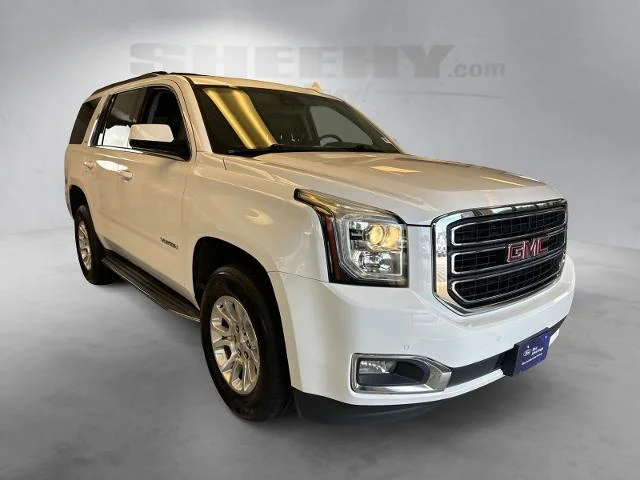 Used 2020 Summit White GMC  image 2