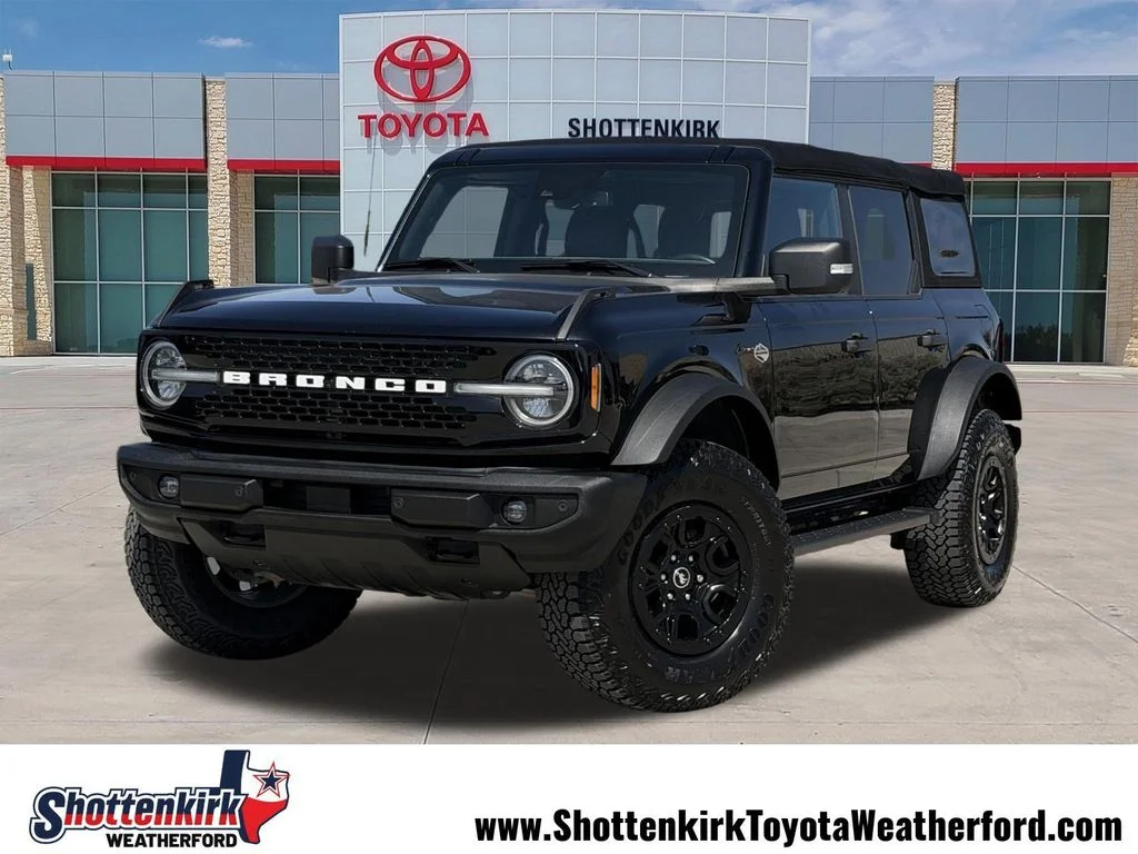 Used 2022 Black Ford Wildtrak image 1
