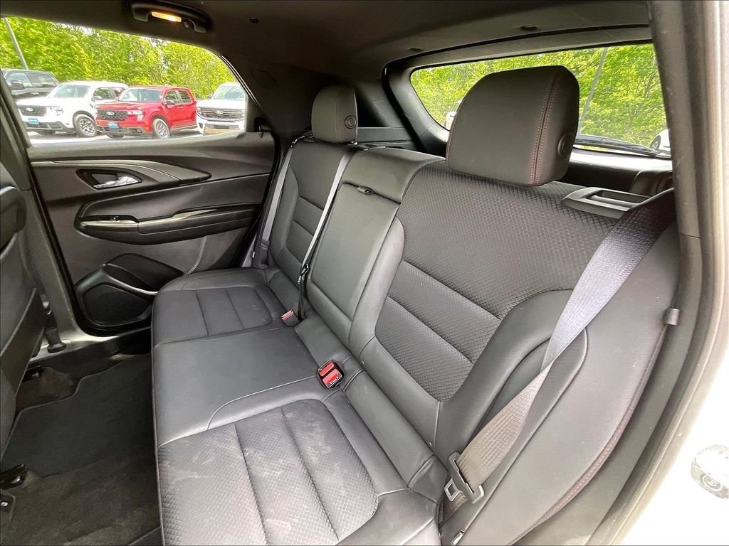 Used 2023 Summit White Chevrolet RS image 14