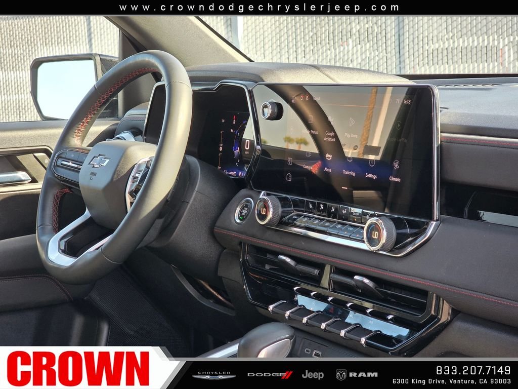 Used 2023 Black Chevrolet Z71 image 12