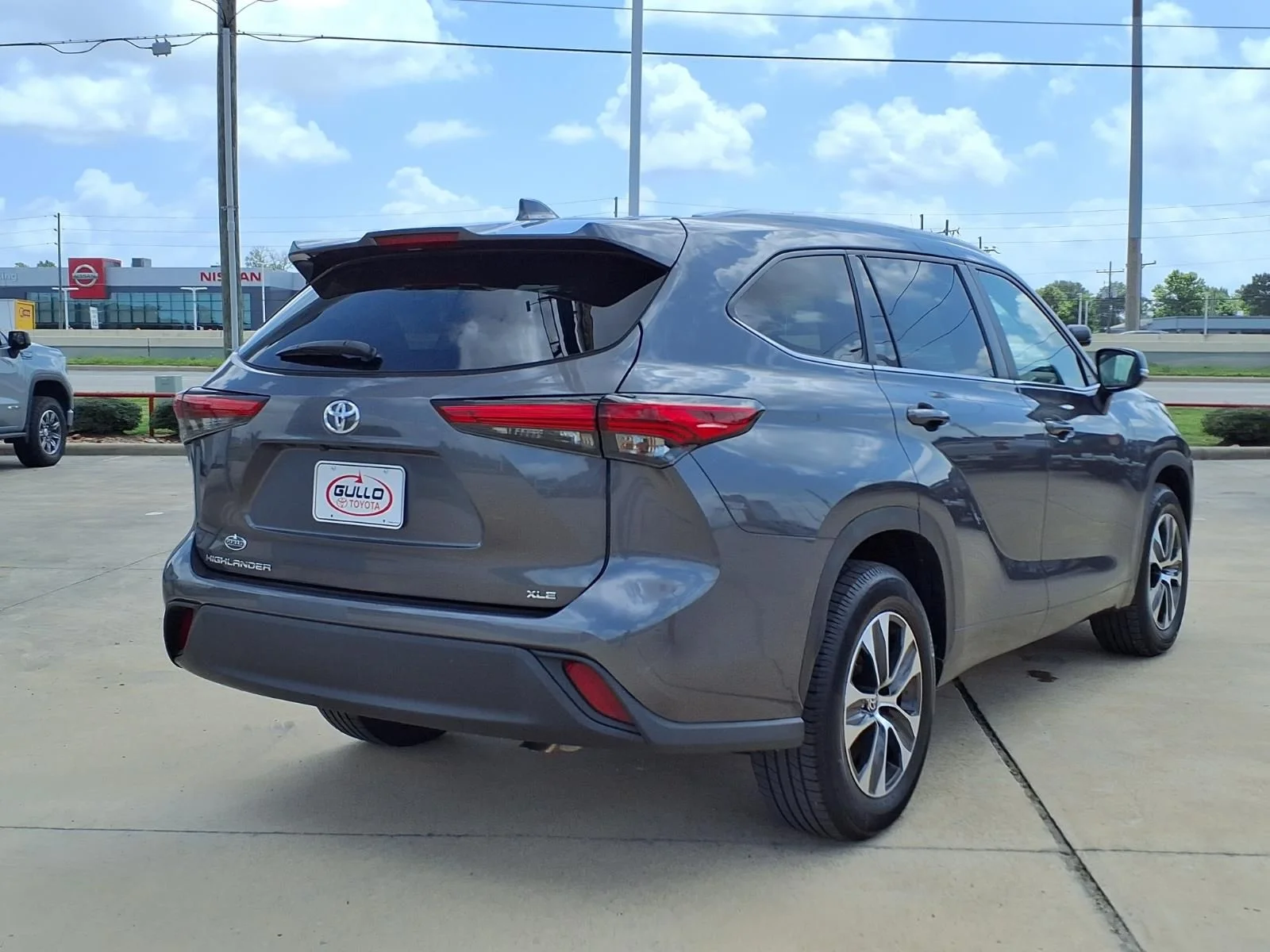 Used 2023 Gray Toyota XLE image 6