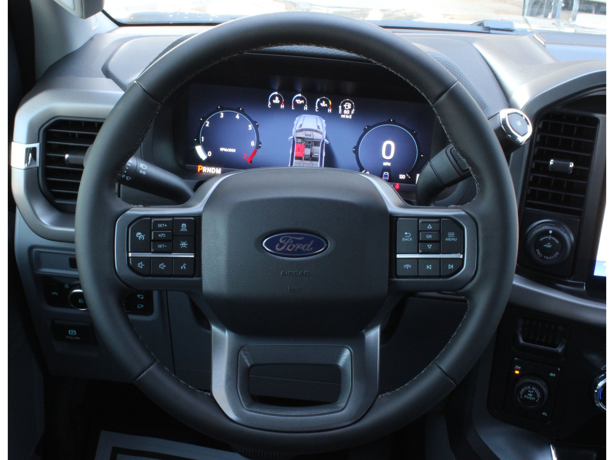 New 2026 Carbonized Gray Metallic Ford XLT image 6