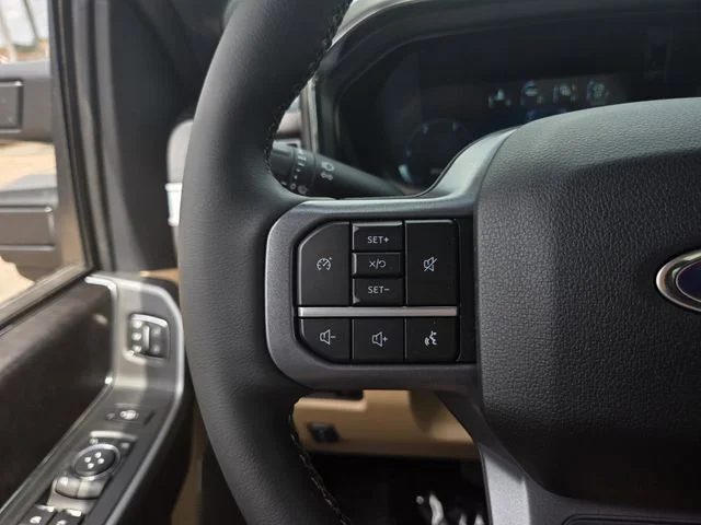 New 2026 Glacier Gray Metallic Tri-Coat Ford F-250® Lariat® image 41