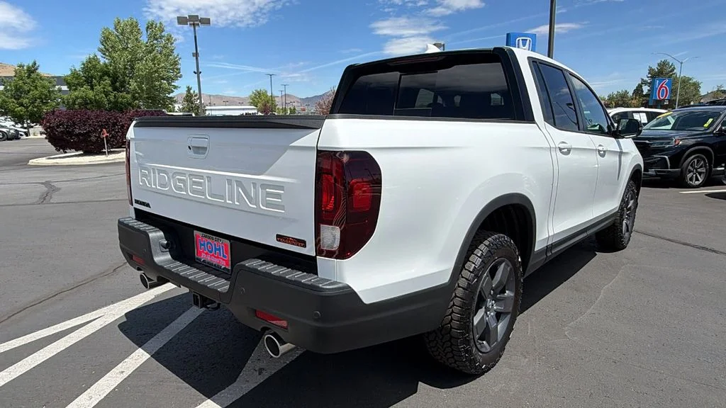 New 2026 Platinum White Pearl Honda TrailSport image 3