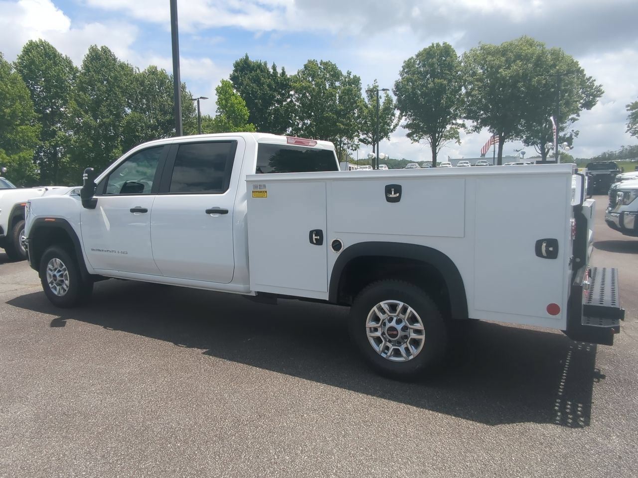 2026 GMC Sierra 2500HD Pro - Photo 6