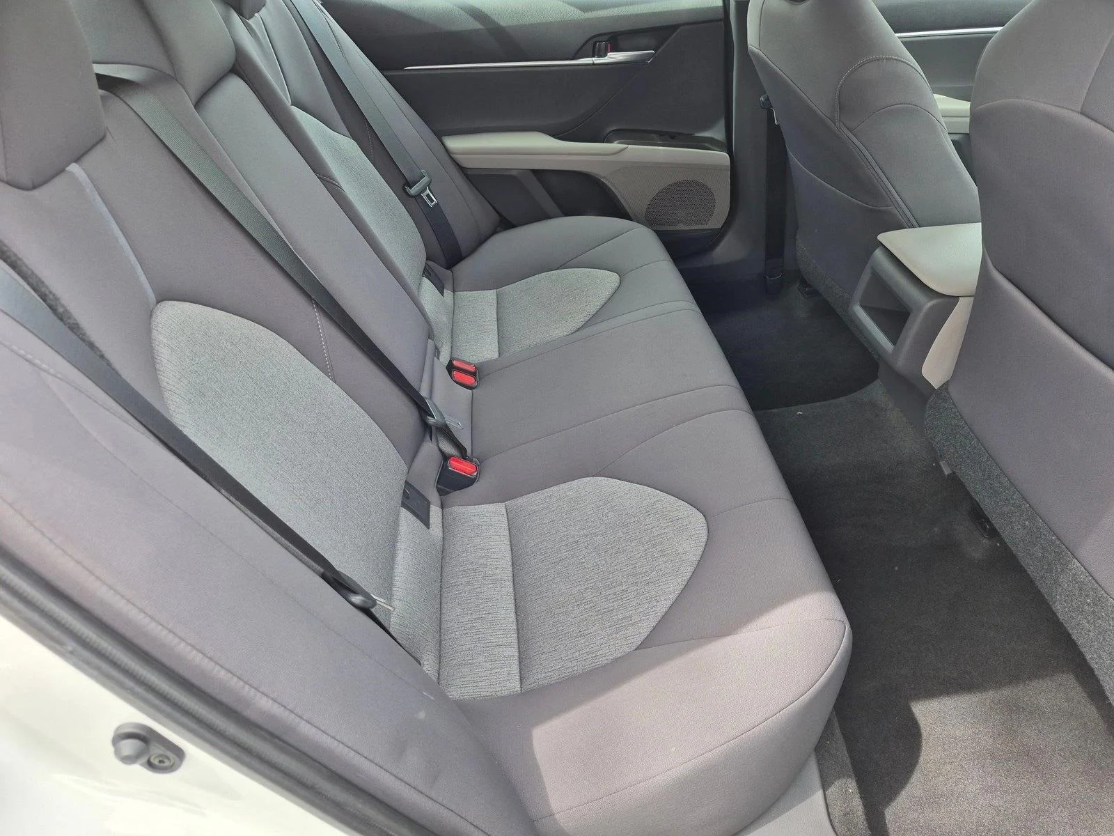 Used 2021 Super White Toyota LE image 18
