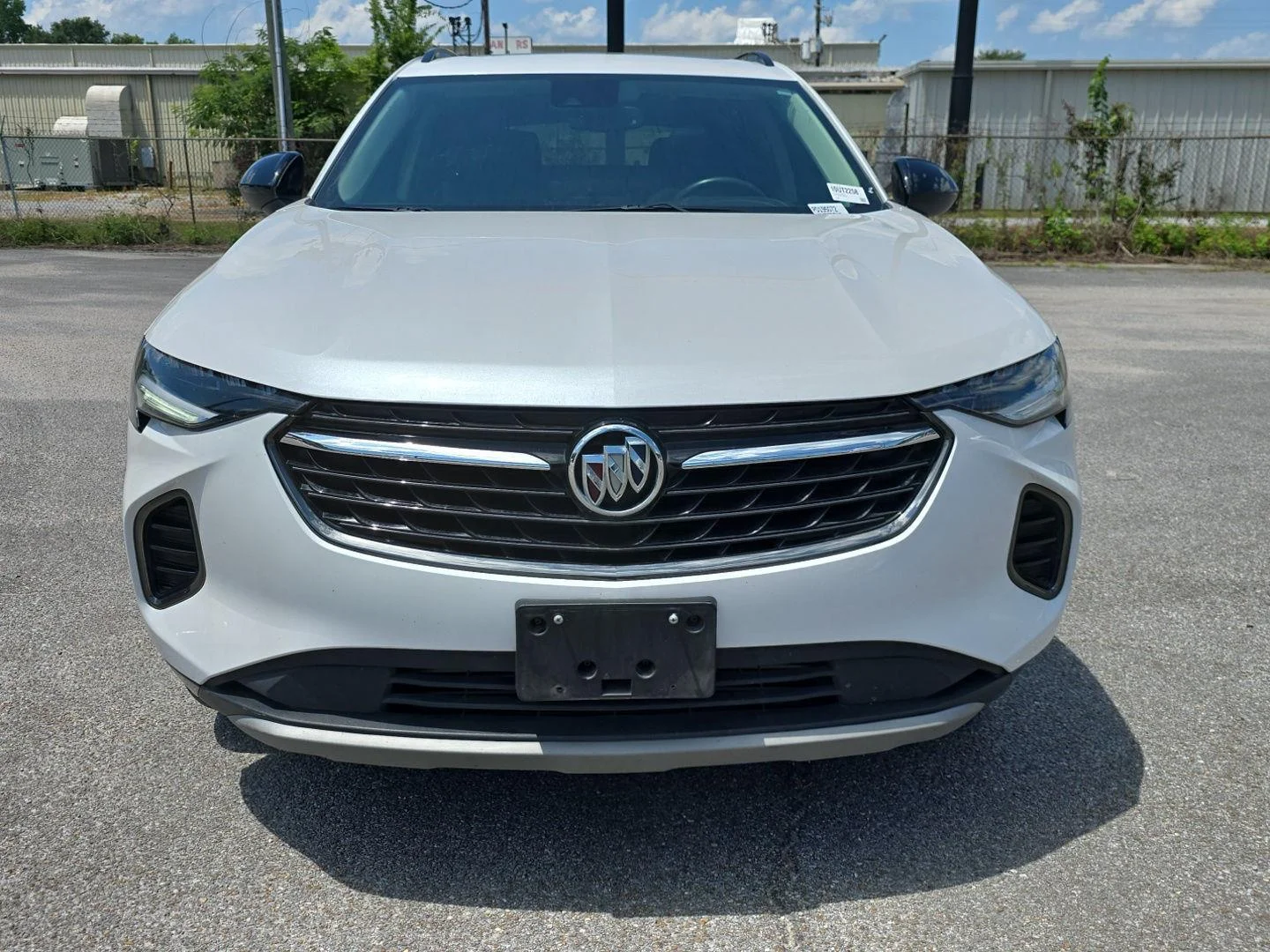Used 2023 White Frost Tricoat Buick Essence image 12