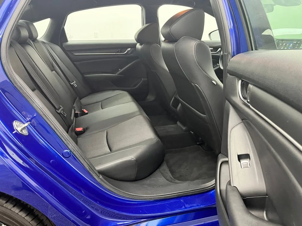Used 2019 Blue Honda Sport image 34