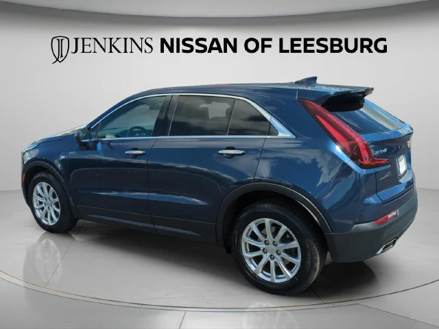 Used 2019 Blue Cadillac Luxury image 9