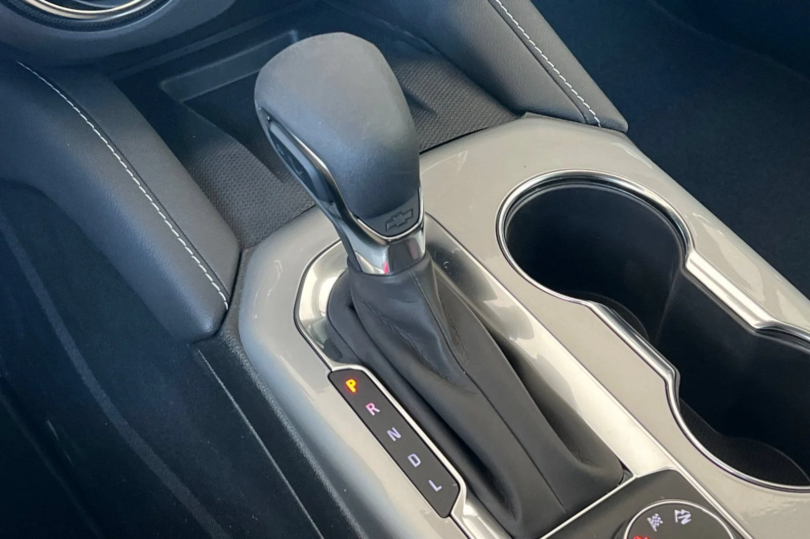 New 2026 Summit White Chevrolet 2LT image 21