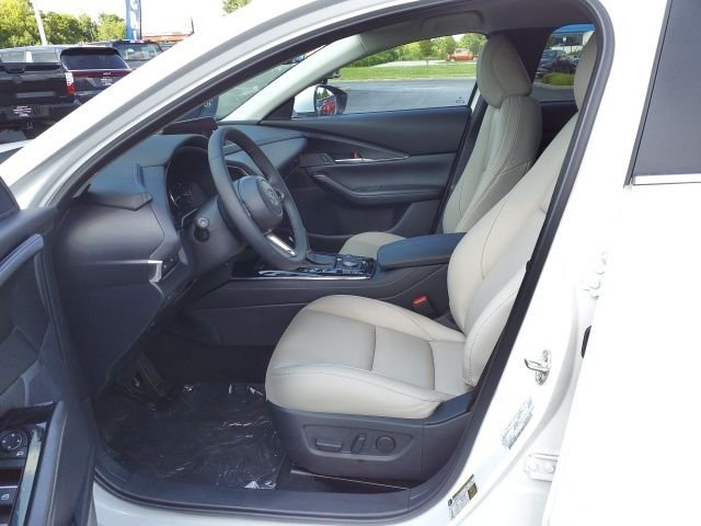 Used 2025 White Mazda 2.5 S Preferred Package image 19