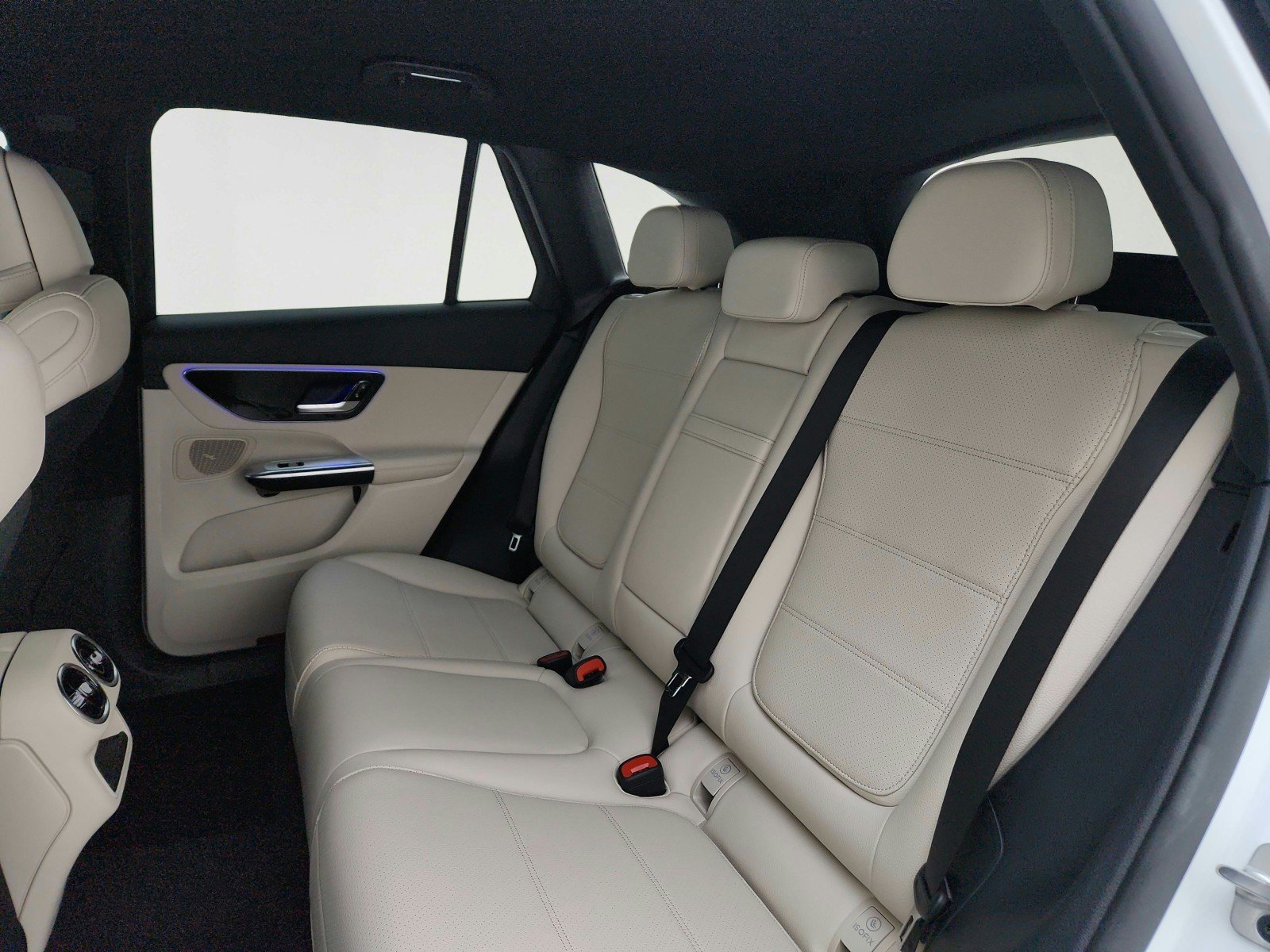 Certified Used 2025 Polar White Mercedes-Benz GLC 300 image 18