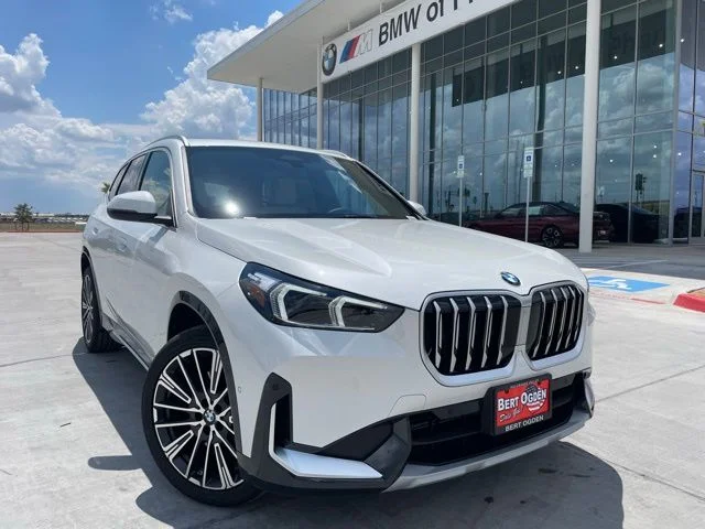 2026 BMW X1 xDrive28i's photo