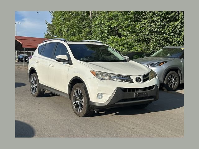 2015 Toyota RAV4 Limited's photo