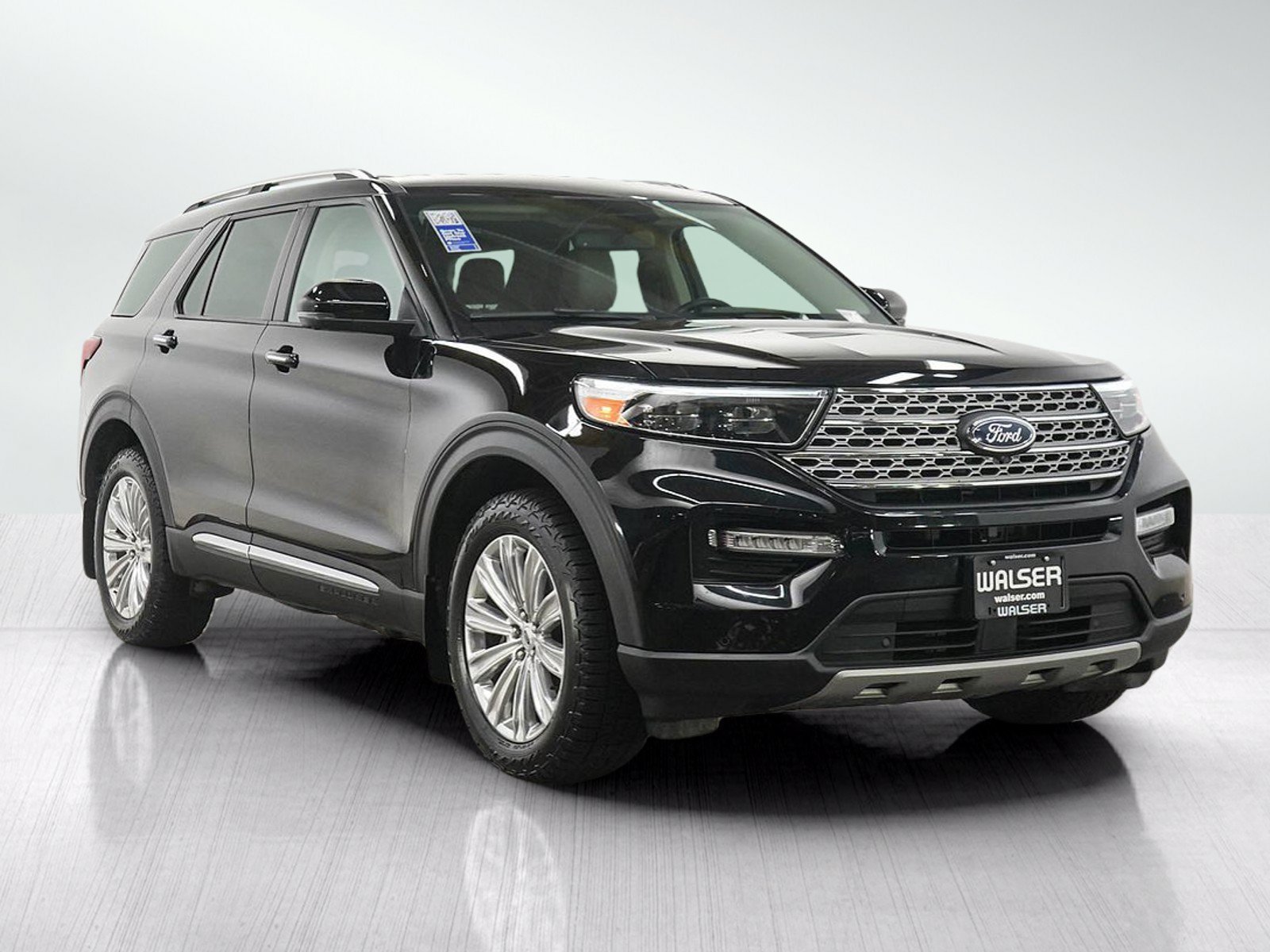 Used 2023  Ford Limited 4WD image 7
